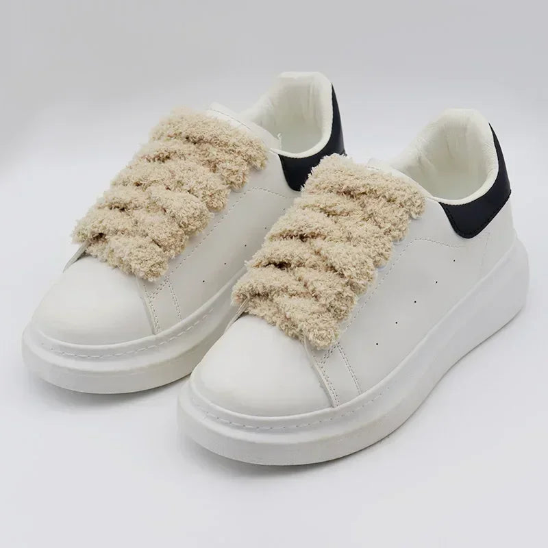 Lacet Fluffy Moderne